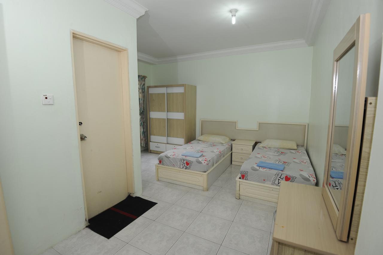 Api Api Apartment